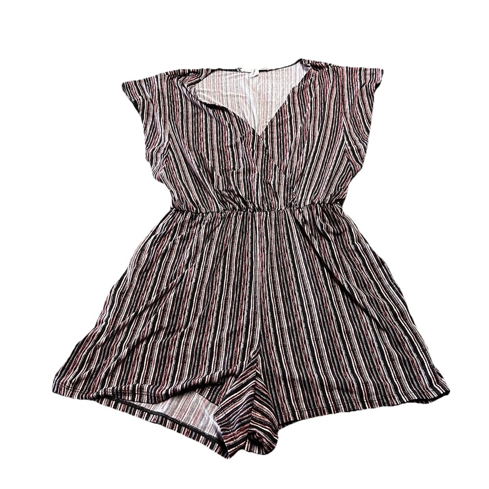 BCBGeneration‎ Ruffle Sleeve Romper Size XS Striped Elastic Waist Oversized